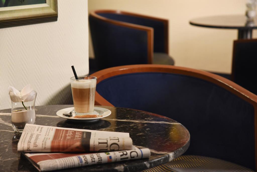 Intercityhotel Hotel 4*