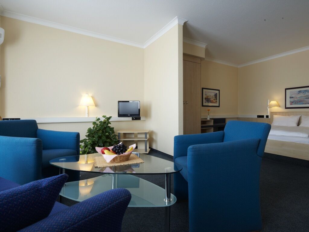 Hotel Intercityhotel 4*